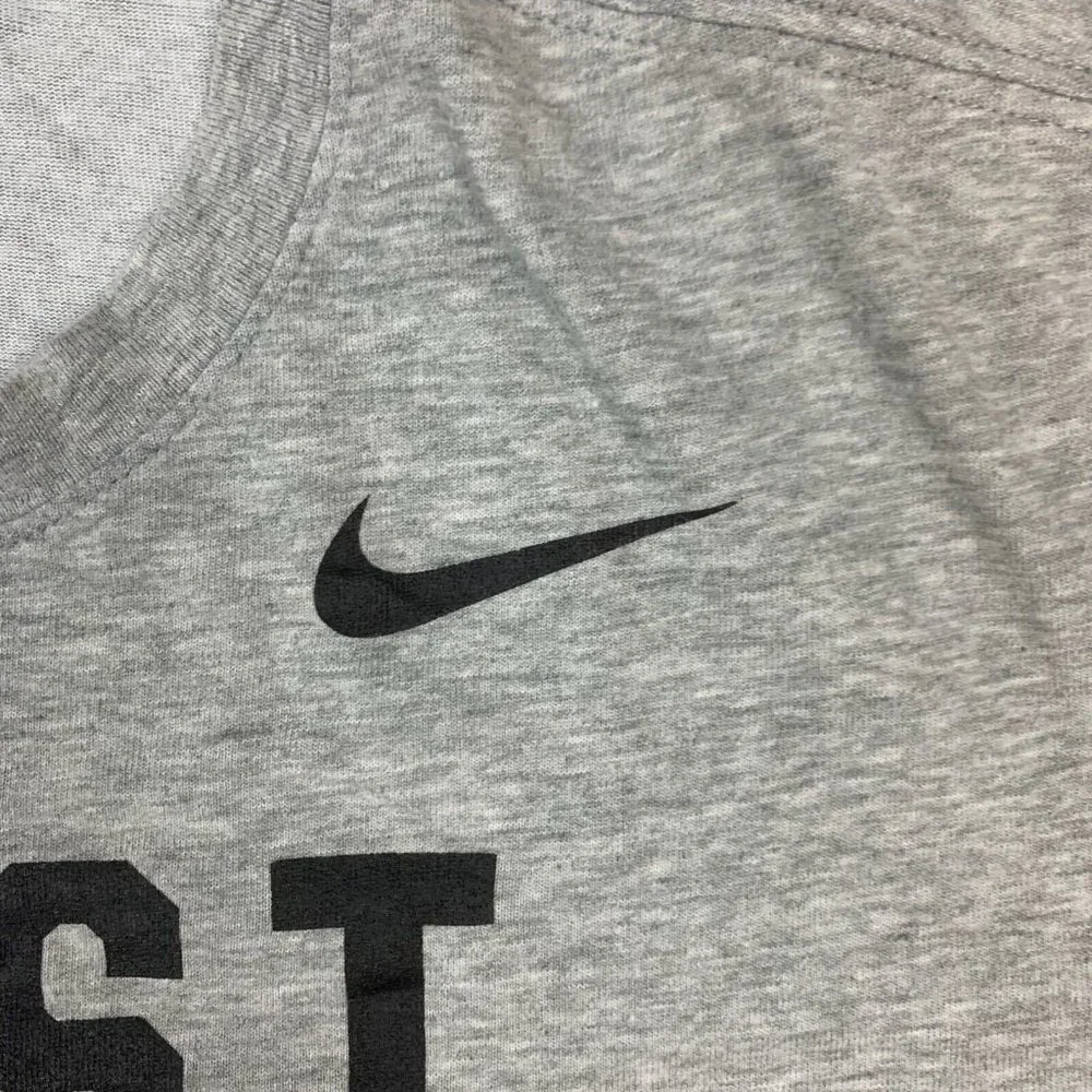 Vintage Nike Grey Short Sleeved Graphic T-Shirt Size Mens Medium - Picture 3 of 4